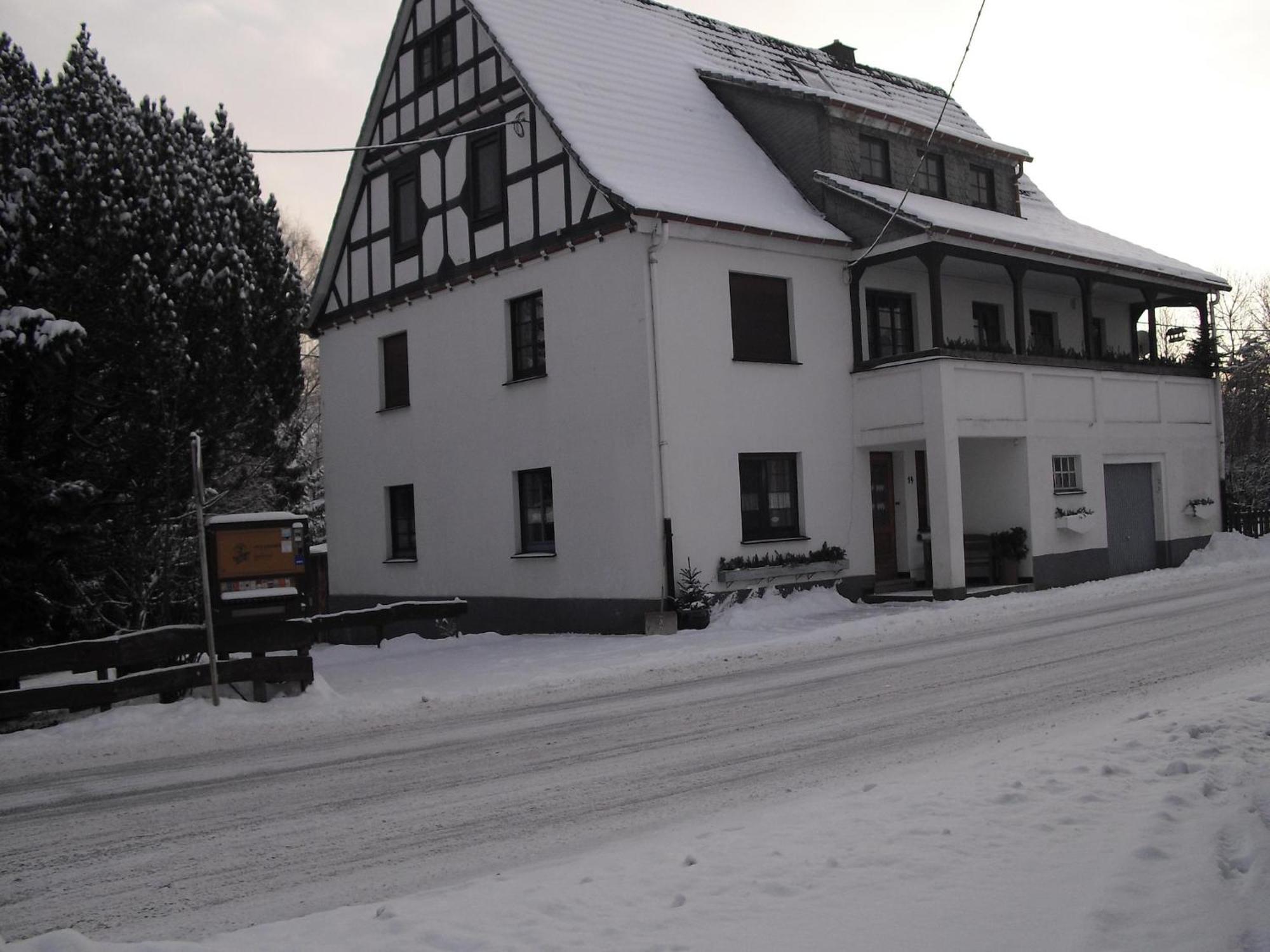 Cosy Apartment In Menkhausen Near The Ski Area Schmallenberg Exteriér fotografie